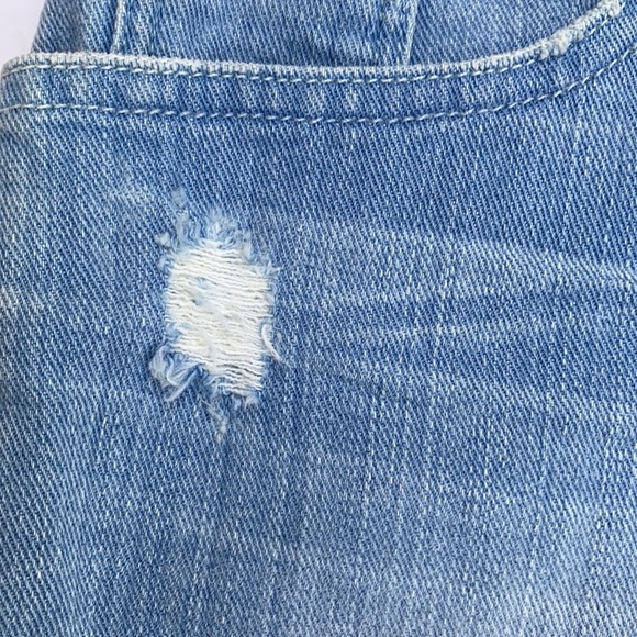 New GUESS Women's Denim Shorts SZ 27 - Picture 4 of 6